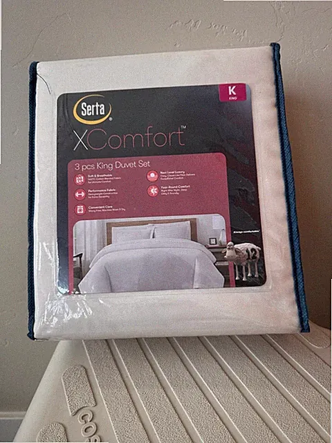 BNIP Serta X Comfort 3pc Cream Solid Cotton Blend King Duvet Cover Set, Cream