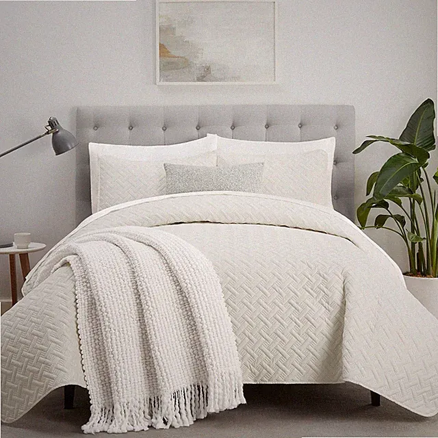 Serta ComfortSure Soft 3-Piece Full/Queen Quilt Bedding Set, Includes Bedspre...