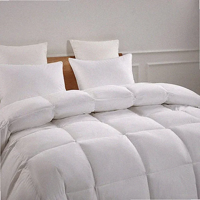Serta Goose Feather Down Fiber Cotton Comforter King Size 100% Cotton 106" x 90"